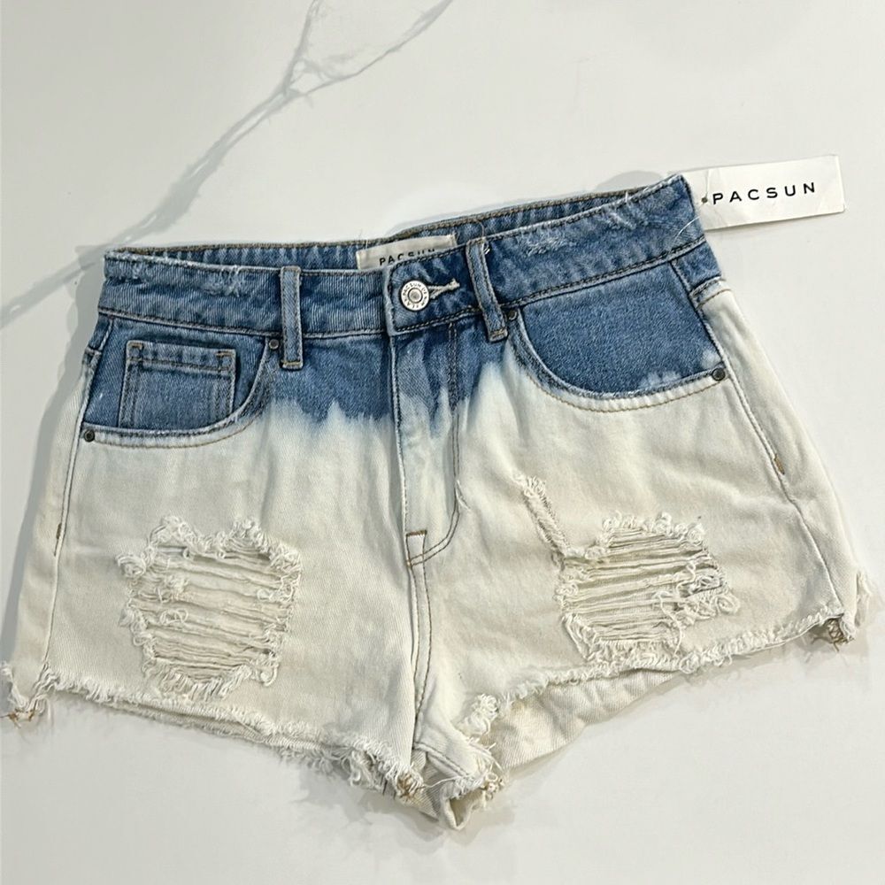 Passing Ombré Distressed shorts - Sz 25 - NWT